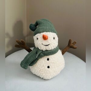 Jellycat Maddy Snowman (small size)